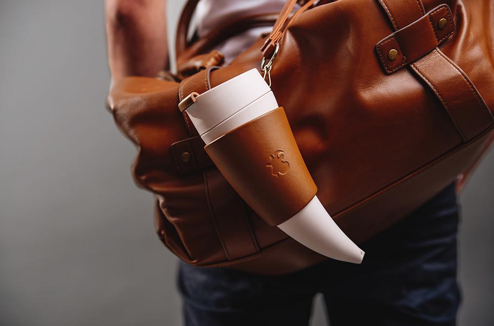 Goat Coffee Mug Brown Volume: 16 oz. / 470 ml