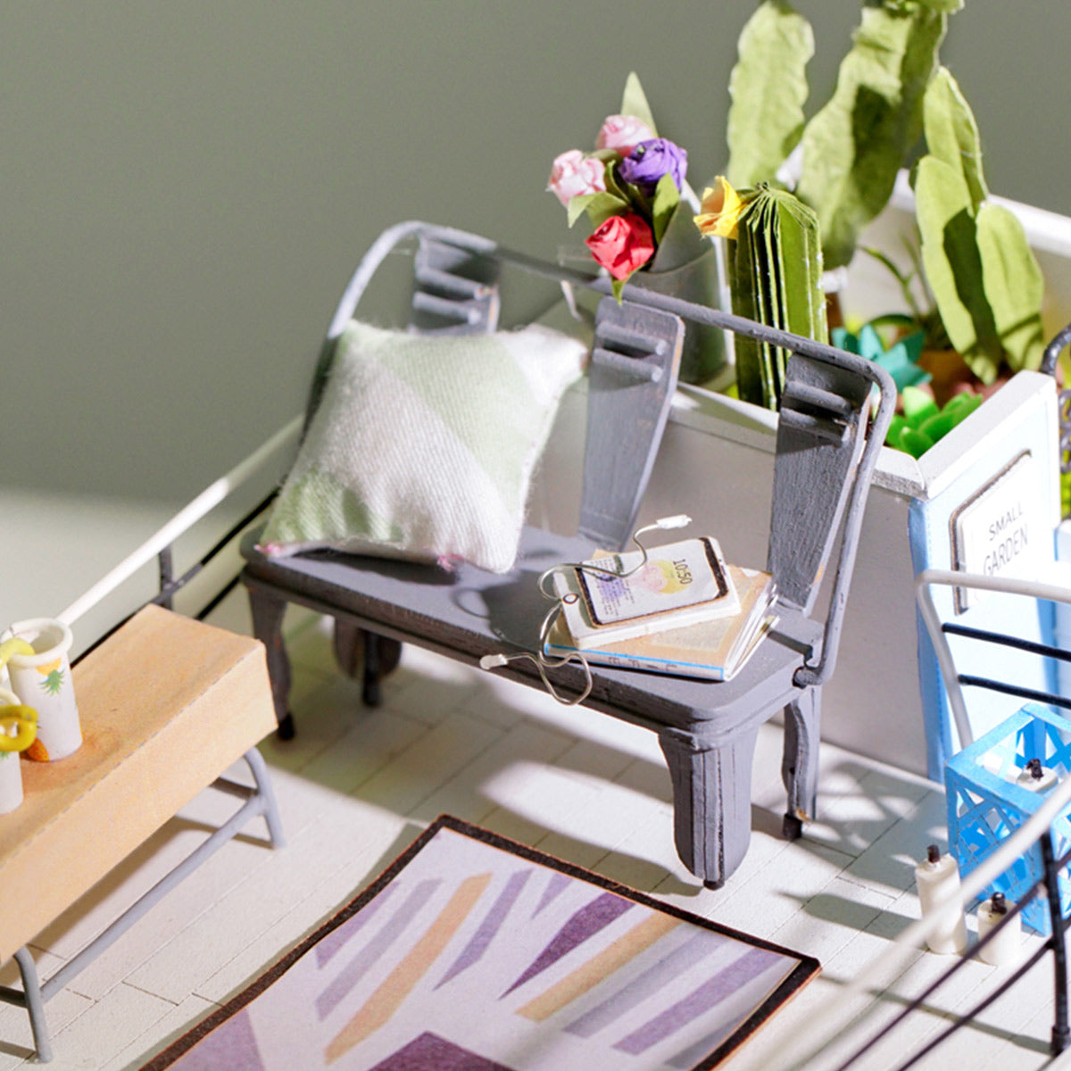 Dollhouse Kit-Dora’s Loft 12